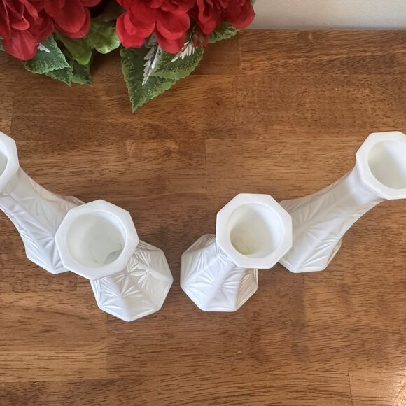 Set of 4 Hoosier Milk Glass Bud Vases Geometric Faceted White Vintage Wedding - Picture 4 of 6